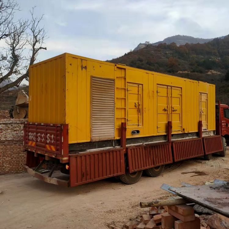 贡嘎200kW 发电机组在带电阻性负载时，输出功率会受到哪些因素的影响？